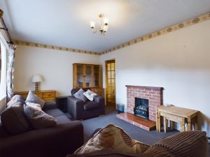 Living room- click for photo gallery
